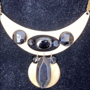 🍉 Brushed gold and black bold statement necklace